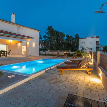 Kunfin Villa