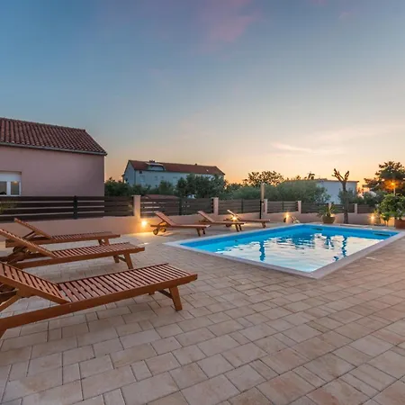 Kunfin Villa